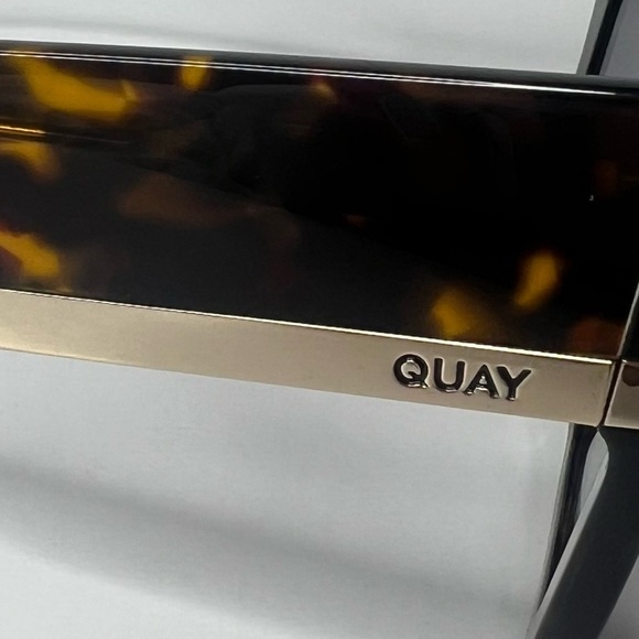 Quay‎ Australia Notorious Neutral Tort Frame w/ Smoke Lens!! NEW!!!! ??️ main image 9